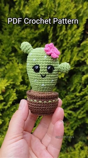 Cute cactus PDF Crochet Pattern 🌵🧶#crochet #crochetcactus #cutecrochet #amigurumi #crochetflower