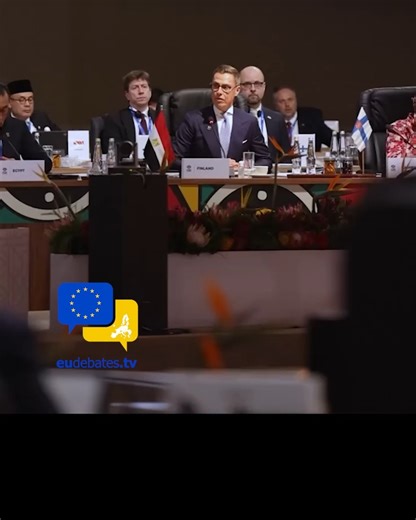 🇫🇮 Finland Joins the G20 for the First Time — President Stubb’s Powerful Call on Multilateralism! At the 2025 G20 Johannesburg Summit, Finnish President Alexander Stubb delivers a historic and heartfelt address — Finland’s first-ever appearance at the G20. With Nordic humility and global vision, Stubb reminds world leaders that unity, dialogue, and shared rules are the backbone of peace and progress. Watch this powerful moment of global leadership and Nordic wisdom at the heart of world diplom