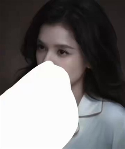 这里有一个非常屌的plus版 ai脱衣神器 ，家人们赶紧入手呀！！视频换脸，一键去衣效果已经做到了最顶级，无数提示词 ，软件简单操作80岁老奶奶都会用。