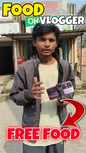 Food Vlogger = Free Food 😱🔥 #ytshorts #challenge #minivlog #trending #shortsfeed
