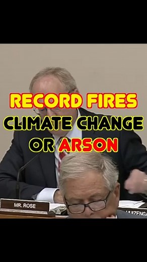 El Podcast Clips on Reels