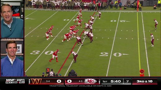 Peyton and Eli Manning react to Lattimore INT of Mahomes | 'ManningCast'