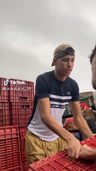 Understanding Chinese Humor: A Cultural Insight