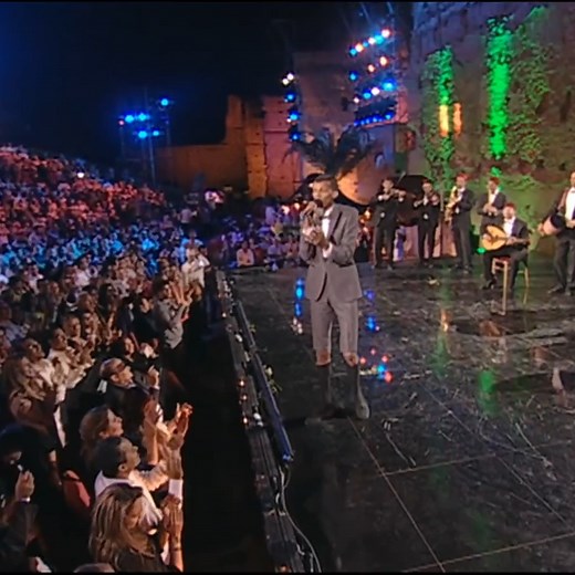 3.2M views · 96K reactions | Stromae nous régale avec son dernier album "Multitude", fraîchement sorti. Ca nous donne envie de revoir son passage au Marrakech du Rire 2012. Dix ans déjà ! | Marrakech Du Rire | Facebook