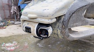 Build a Dual Screen Camera for Your Avatar Helicopter