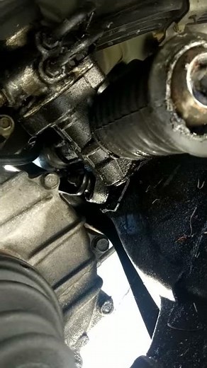 Loose steering Honda Odyssey