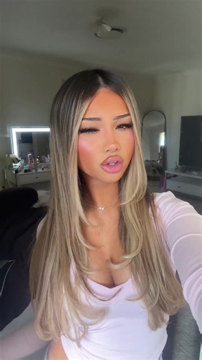 ❤︎ (@alyssadachsie)’s video of how to do makeup