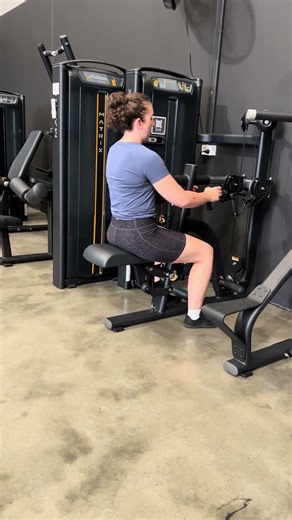 Matrix Seated Row Machine