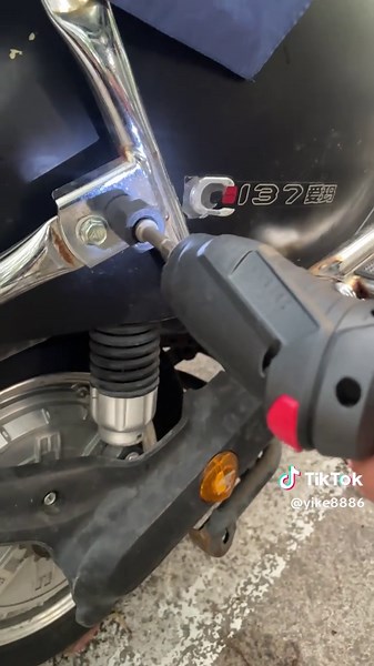 #tools #socket #boltextractor #lugnutremover #tiktokshopblackfriday | bolt extractor