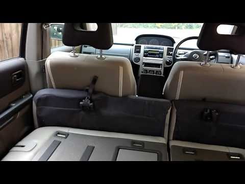 Nissan X-Trail T30 Ground clearance and interior cargo space.