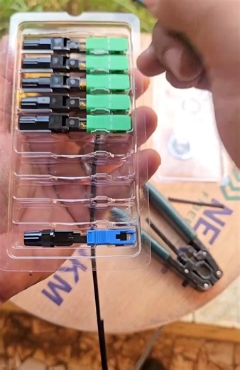 Installing a UPC Fiber Optic Connector involves Several Critical Steps to ensure a Clean #optical #opticalchallenge #UPC | ROAD LIFE