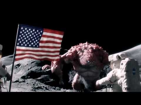 Pub Beans - Un monstre attaque des astronautes sur la lune