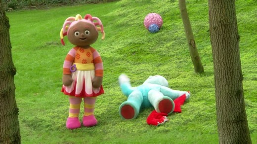 In the Night Garden S01:E05 - Makka Pakka's Trumpet Makes a Funny Noise
