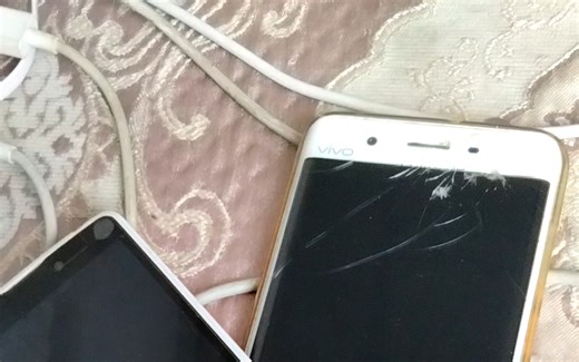 我的oppo手机开不了机了