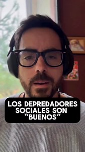 Todo el Cluster B tiene variantes pro-sociales. Vaknin, S. (2015). Malignant Self-Love: Narcissism Revisited. Narcissus Publications. 2. Schlenker, B. R. (2012). “Self-presentation.” In M. Leary & J. P. Tangney (Eds.), Handbook of Self and Identity (2nd ed., pp. 542-570). Guilford Press. 3. Karpman, S. (1968). “Fairy tales and script drama analysis.” Transactional Analysis Bulletin, 7(26), 39-43. 4. Simon, G. (2010). In Sheep’s Clothing: Understanding and Dealing with Manipulative People. Parkhu