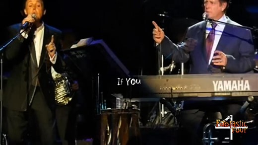 19K views · 562 reactions | En 2002 Paul McCartney interpretó en el escenario su canción favorita de todos los tiempos, "God Only Knows" de los Beach Boys, a dueto con su creador, Brian Wilson. The Beach Boys y The Beatles establecieron una rivalidad amistosa que impulsó su innovación musical. #brianwilson #paulmccartney #thebeachboys #thebeatles | "The Fabtastic Four" | Facebook