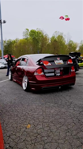 Exploring the Honda Civic Mugen with Carbon Fiber Features