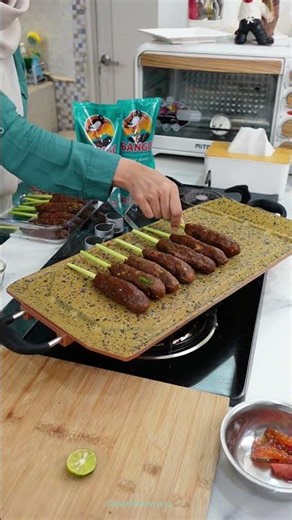 Grilling is more practical using this grill pan