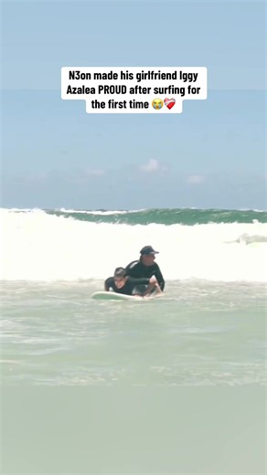 N3on made his girlfriend Iggy Azalea PROUD after surfing for the first time 😭❤️‍🩹#n3on #iggyazalea #fyp #viral