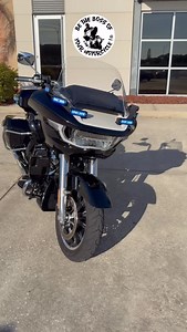 This is the brand new 2026 Harley-Davidson Road Glide Police! And when I say brand new, I mean brand spanking new. No more Road King or Electra Glide Police. Welcome to the future of police motorcycles from @harleydavidson! Gone are the days of retrofitting a motorcycle to make it a police motorcycle. This bike was built from the factory as a police motorcycle! Motor officers are going to be thrilled and more importantly, better equipped in many ways! Huge shout out to @sweds01 from Harley-David