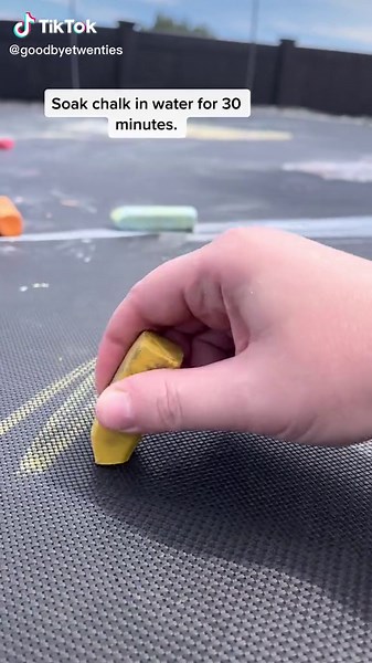 Wet chalk on the trampoline is incredibly satisfying. #funactivitiesforkids #trampoline #ideasforkids