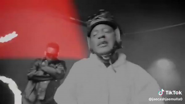 Dizmo's New Song Release and Collaboration Insights