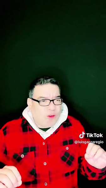 Hilarious Laundry Mishap: Guy Falls Backwards