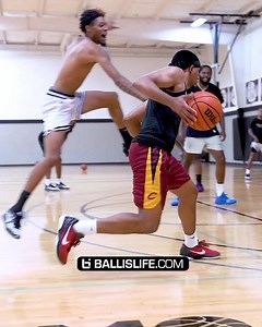 The hesi into the curry slide was lethal. J Smooth is too smooth! | Ballislife