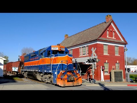 [4K60] Maryland Midland 2060 leads a ballast work train