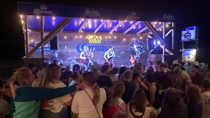 12 reactions | 4th of July concert tonight by the Cuz 6-10! It's going to be fun!! | Lucky's Bar & Grille on Lake Wisconsin | Facebook