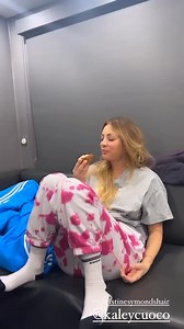 Kaley Cuoco goes heaven by eating a cake 🤣 #kaleycuoco #workingmum #thebigbangtheory #explore #fypシ゚ | Kaley Cuoco Official.