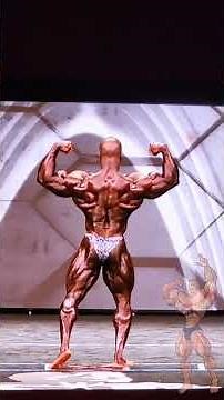 Samson Dauda posing routine at Olympia 2025 prejudging #samsondauda #olympia #bodybuilding