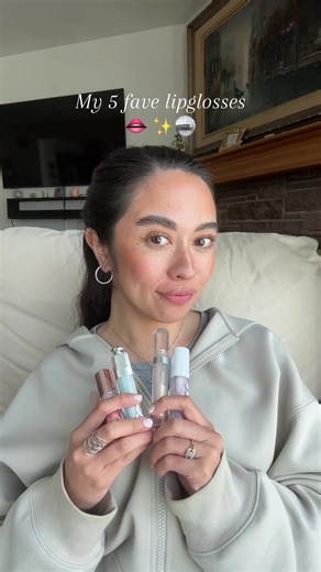 Top 5 Lip Glosses for a Perfect Shine
