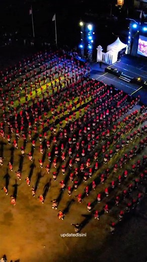 Update Disini on Instagram: "Senam Kreasi Penthul Tembem Gunungkidul turut meriahkan Closing Ceremony Porda DIY XVII 2025 Gunungkidul. #updatedisini #update #gunungkidul #jogja"