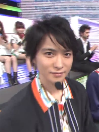 エービーシー・ジーのアクロバティックパフォーマンス