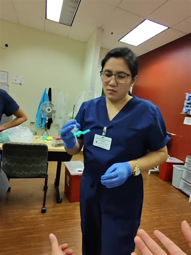 Just showing off another of my student first pokes!! It can be nerve racking for them but it’s a process of practicing. A lot of people may have comments about this. Just know this is their first time doing it. Allow them to practice. Remember you were a student once and everyone teaches differently. We all work in healthcare so let’s just support each other and if you know a different method you can mentioned it and if it’s safer for the patient then it’s better. I’m open minded because health 