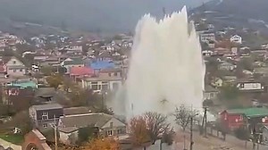 Burst pipe creates 32-foot geyser in middle of Russian street