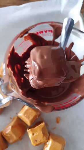 Delicious Chocolate Honeycomb Nuggets Recipe