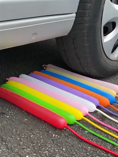 Coca Cola, Fanta, Sprite and Mentos Experiment