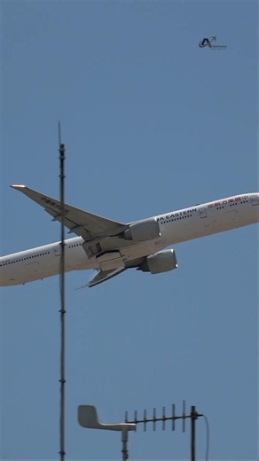 B777-300 Incredible Climb Out LAX #aviation #plane