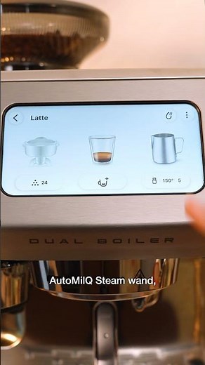 the Oracle® Dual Boiler switches from Auto to Manual for the perfect brew ☕️✨ #BrevilleAU