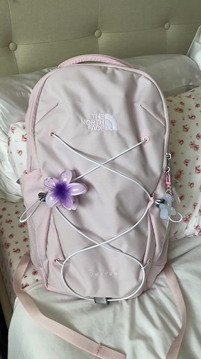for school and work 🧴🎀🪞🩰 #northface #pinkbackpack #packmybackpackwithme