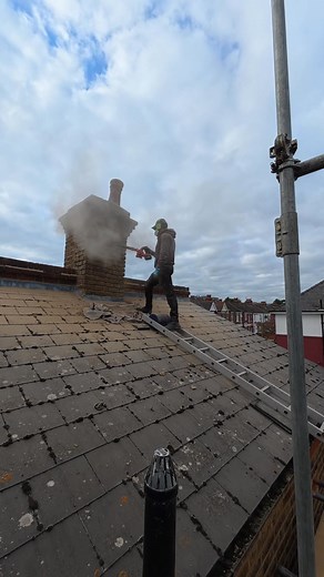 182K views · 970 reactions | It’s more of a how I do, we all got ways of doing things differently this is just what has worked for me #howto #construction #builder #diy #HomeImprovement #homerenovation #DIYProjects #homedecor | Madden Builders | Facebook