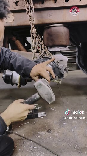 Comprehensive Trailer Axle Spindle Replacement Services