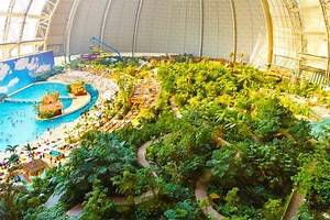 🌴🌴 GÜNSTIGER UNTER PALMEN GEHT NICHT 😍 2 Tage im Tropical Island inkl. Frühstück, Wasserrutschen-Turm & Außenbereiche AMAZONIA für 59€! Übernachtung im Safari-Zelt ⛺ Termin sichern: http://urlaubsheld.de/r/15ea684 | Urlaubsheld