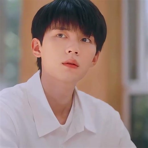 Peeping Tom!🤣🤣🤣😍| When I Fly Towards You | YOUKU