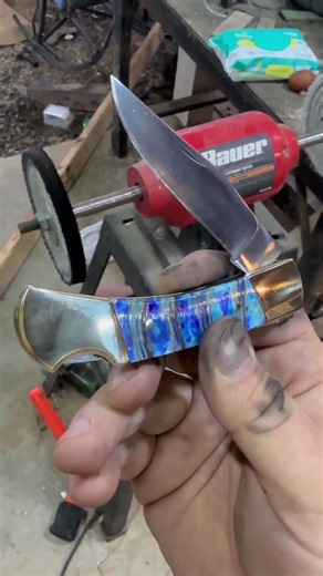 Hand-Sanding a Knife Handle: The Correct Progression #Shorts