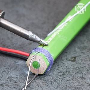 1M views · 3.3K reactions | Unexpected DIY Battery Crafts | Crafty Panda | Facebook