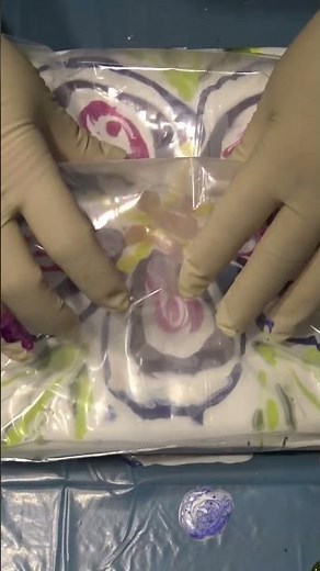 I created a BEAUTIFUL Flower using ZIPLOCK BAGS!