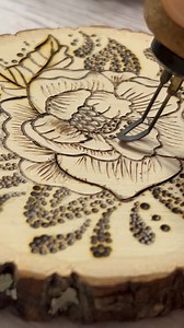 3 different tips to create this look with the colwood super pro 2 the ball point tip the knife tip and shading scoop tip. 🌸🪷 #woodburning #woodburningart #pyrography #pyrographyart #floralart | Burning Vibes by Natasha